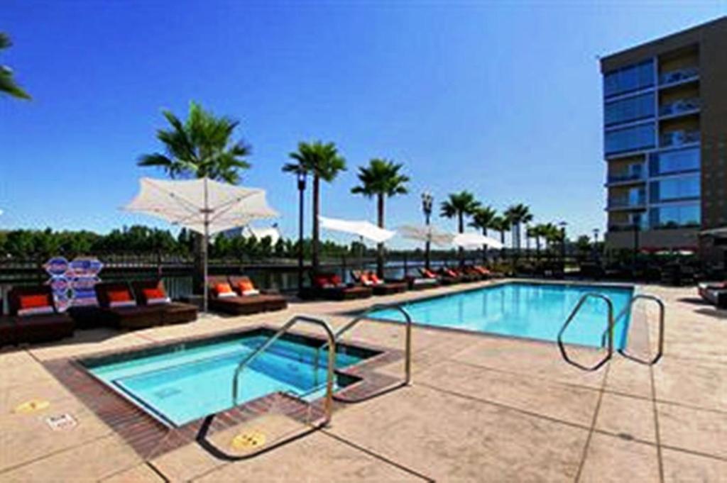University Plaza Waterfront Hotel Stockton Extérieur photo
